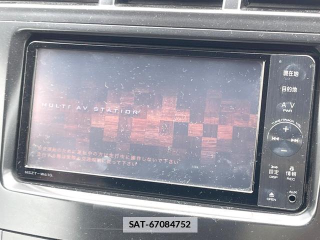 Toyota PRIUS ALPHA 2011-12 7800239-2