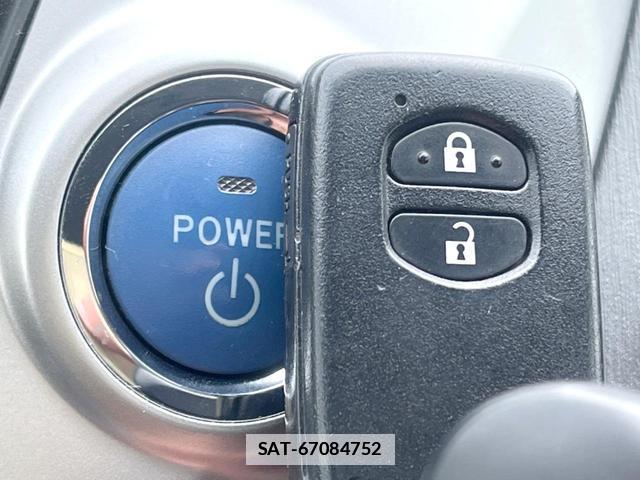 Toyota PRIUS ALPHA 2011-12 7800239-4