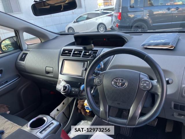 Toyota PRIUS ALPHA 2014-05 7800490-9