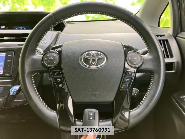 Toyota PRIUS ALPHA 2018-04 7800863-12
