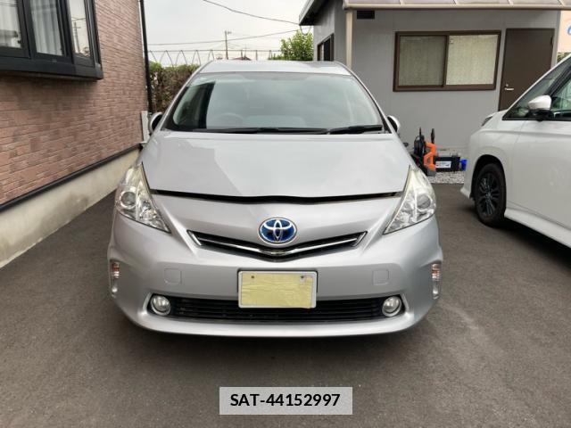 Toyota PRIUS ALPHA 2013-02 7801394-0