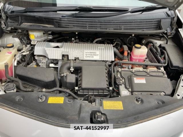 Toyota PRIUS ALPHA 2013-02 7801394-14
