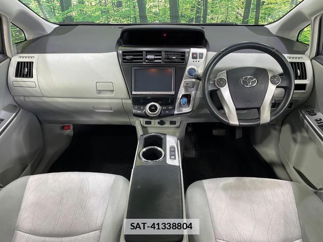 Toyota PRIUS ALPHA 2012-07 7801506-1