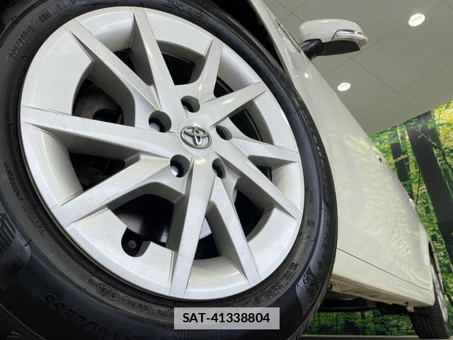 Toyota PRIUS ALPHA 2012-07 7801506-13