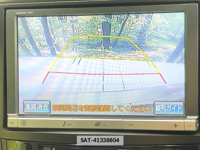 Toyota PRIUS ALPHA 2012-07 7801506-3