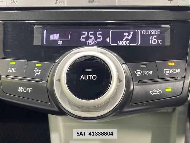 Toyota PRIUS ALPHA 2012-07 7801506-5