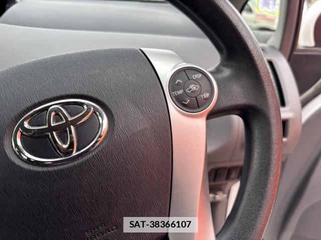 Toyota PRIUS ALPHA 2011-12 7801823-11