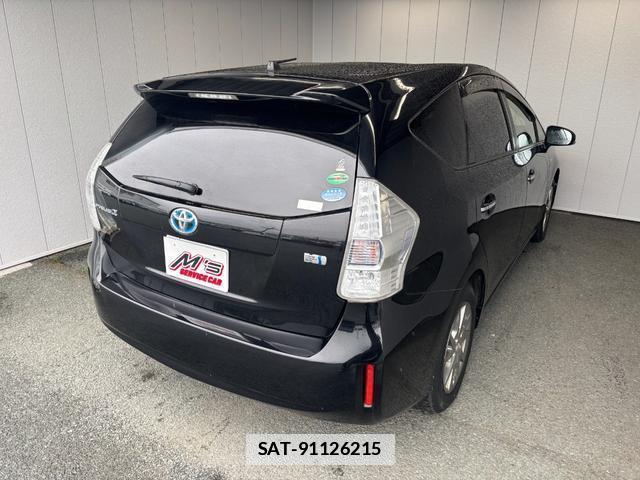 Toyota PRIUS ALPHA 2014-04 7801949-2