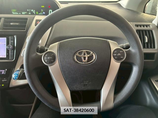 Toyota PRIUS ALPHA 2013-07 7802989-15