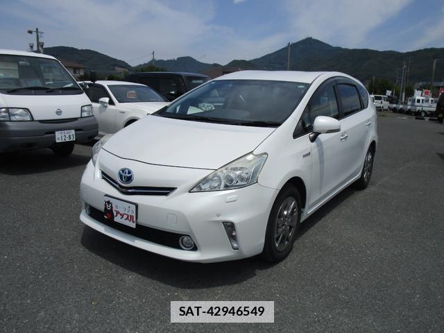 Toyota PRIUS ALPHA 2014-08 7803356-0
