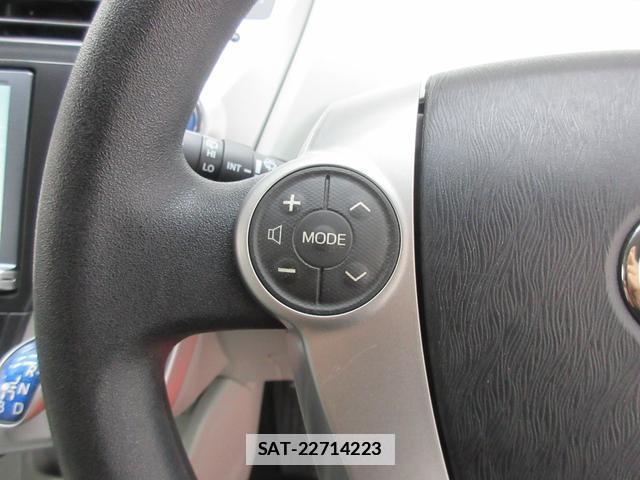 Toyota PRIUS ALPHA 2014-03 7804251-11