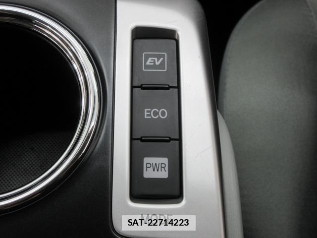 Toyota PRIUS ALPHA 2014-03 7804251-19