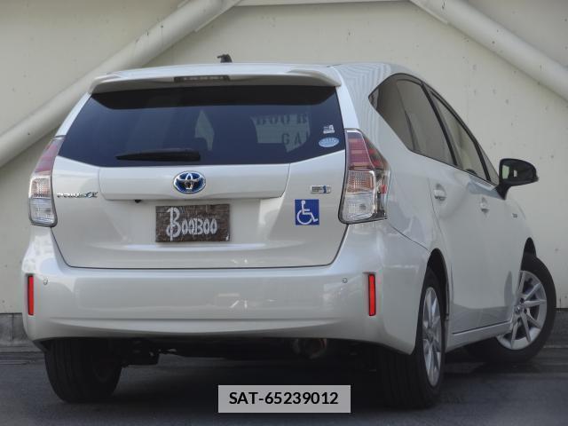 Toyota PRIUS ALPHA 2015-09 7805172-4
