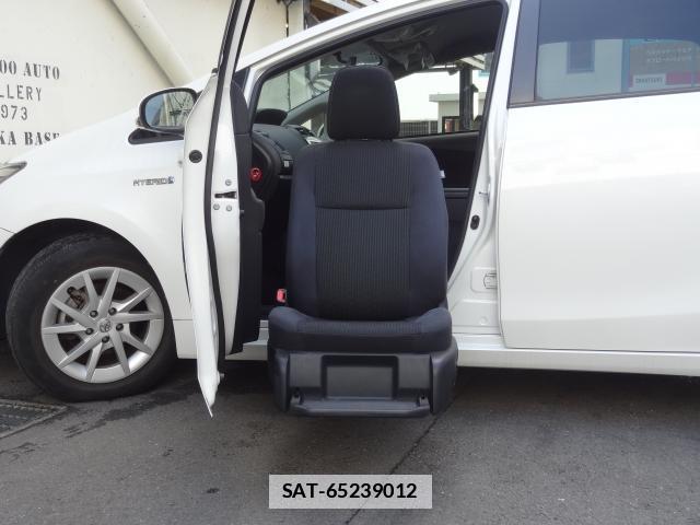Toyota PRIUS ALPHA 2015-09 7805172-5
