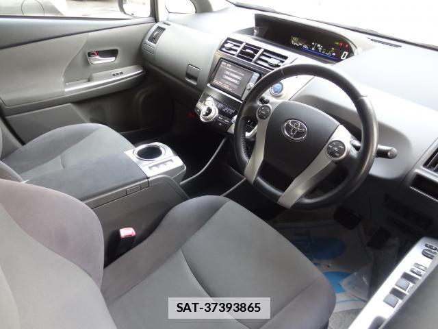 Toyota PRIUS ALPHA 2011-09 7805180-11