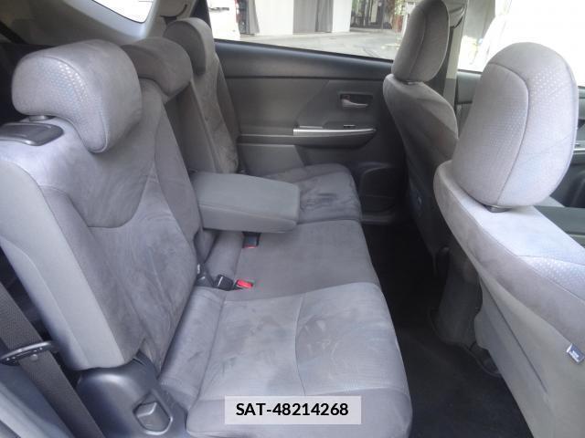 Toyota PRIUS ALPHA 2012-09 7805233-4