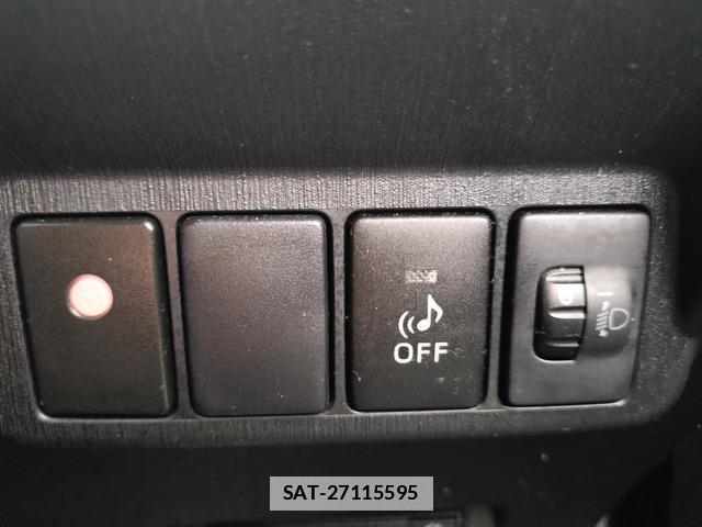 Toyota PRIUS ALPHA 2015-08 7805362-10