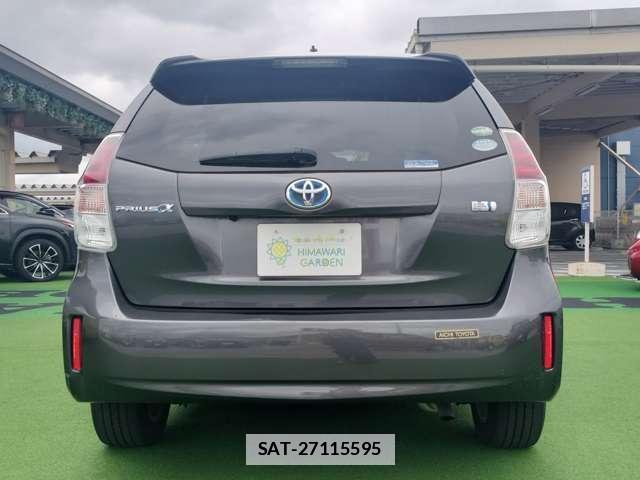 Toyota PRIUS ALPHA 2015-08 7805362-17