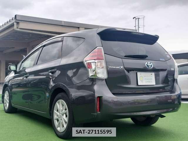 Toyota PRIUS ALPHA 2015-08 7805362-3