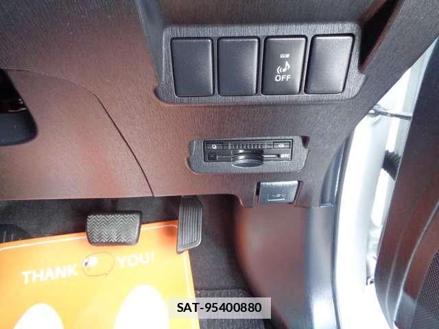 Toyota PRIUS ALPHA 2015-08 7805471-17