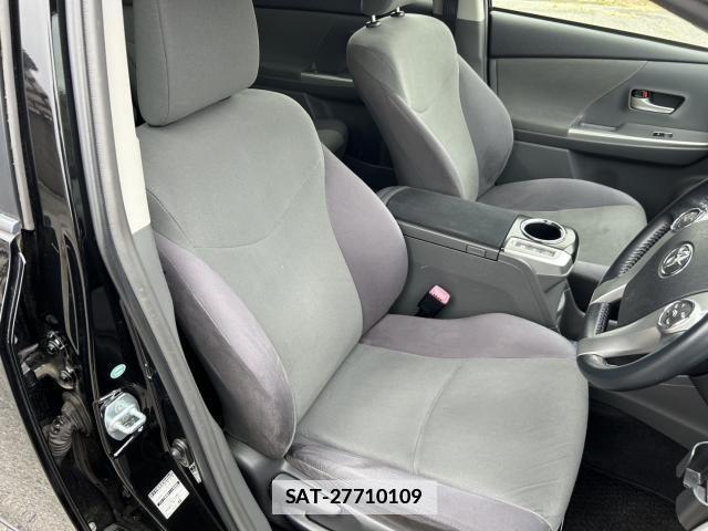 Toyota PRIUS ALPHA 2012-12 7806364-5