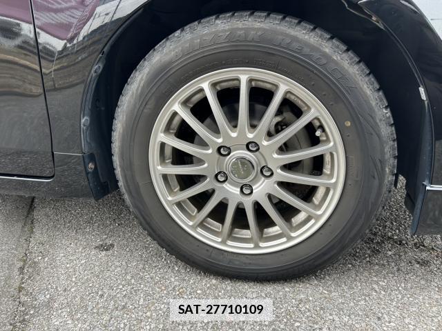 Toyota PRIUS ALPHA 2012-12 7806364-8