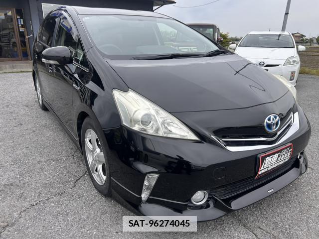 Toyota PRIUS ALPHA 2012-01 7806367-11