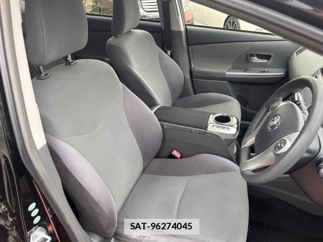 Toyota PRIUS ALPHA 2012-01 7806367-5