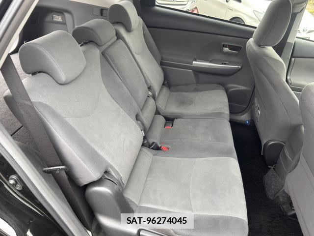 Toyota PRIUS ALPHA 2012-01 7806367-6