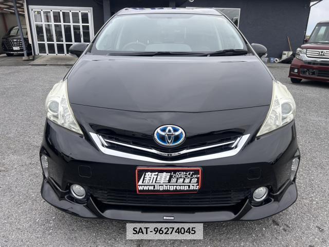 Toyota PRIUS ALPHA 2012-01 7806367-9