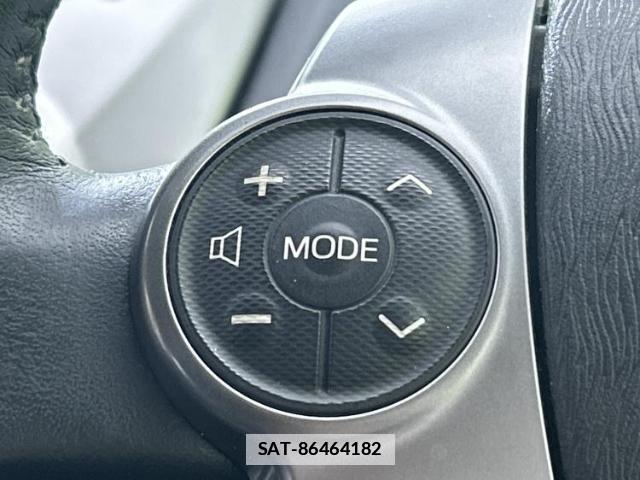 Toyota PRIUS ALPHA 2015-07 7806537-15