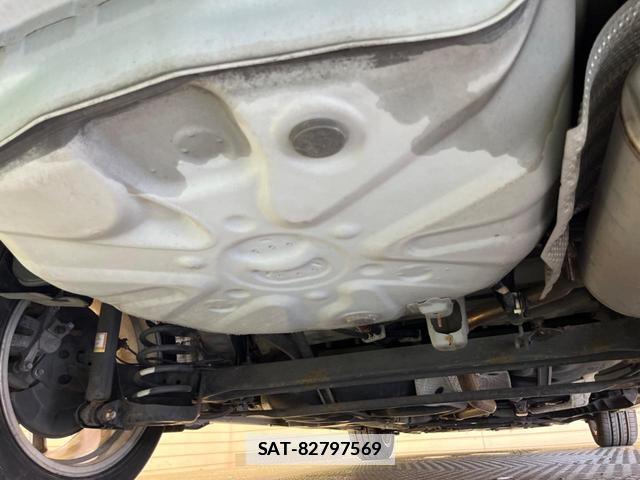 Toyota PRIUS ALPHA 2013-02 7806649-18