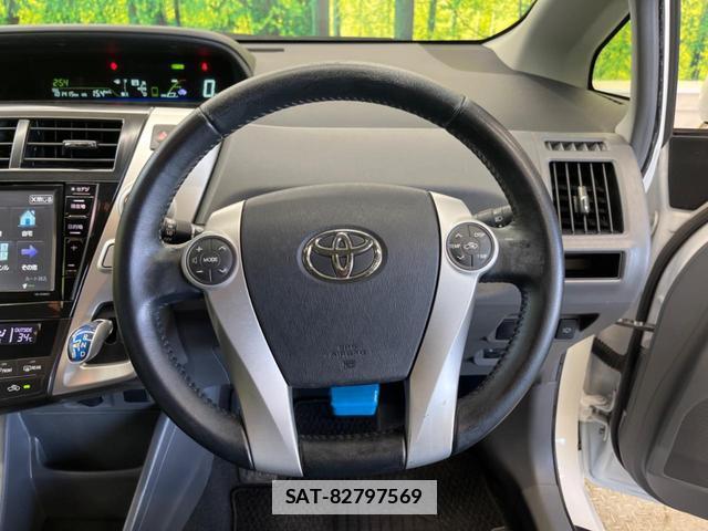 Toyota PRIUS ALPHA 2013-02 7806649-8