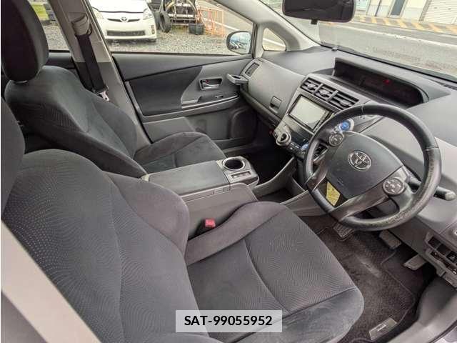 Toyota PRIUS ALPHA 2013-09 7807122-7