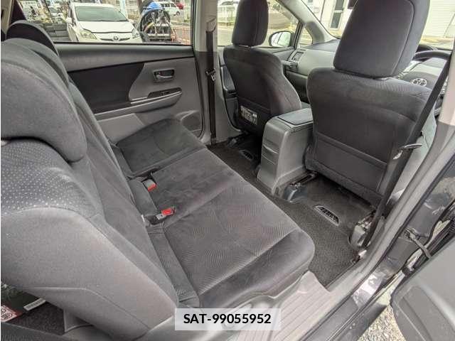 Toyota PRIUS ALPHA 2013-09 7807122-9