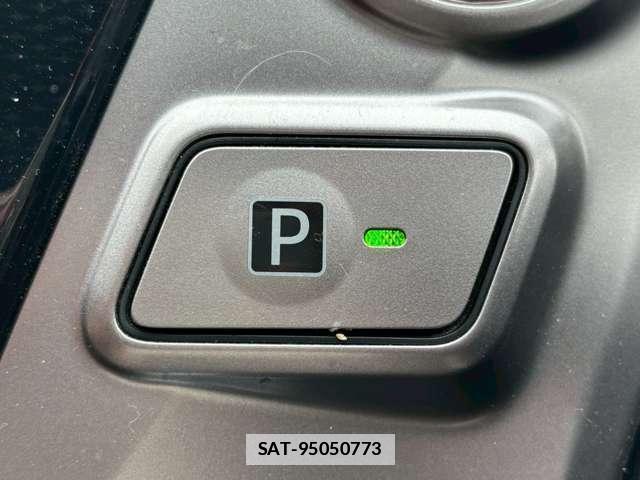 Toyota PRIUS ALPHA 2014-12 7808068-11