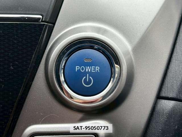 Toyota PRIUS ALPHA 2014-12 7808068-12