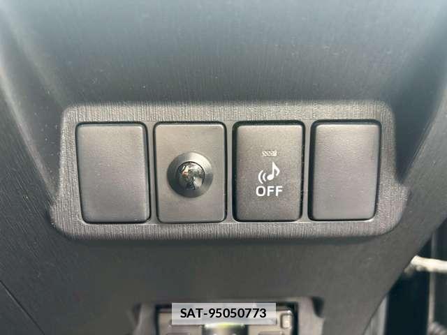Toyota PRIUS ALPHA 2014-12 7808068-15