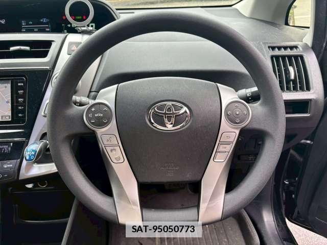 Toyota PRIUS ALPHA 2014-12 7808068-16