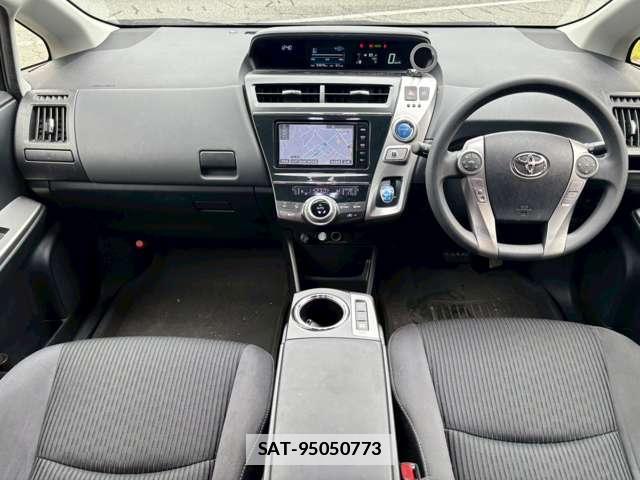 Toyota PRIUS ALPHA 2014-12 7808068-3