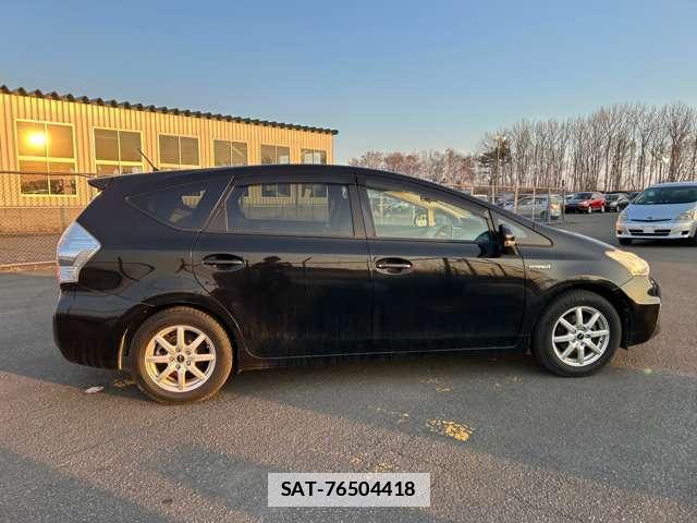 Toyota PRIUS ALPHA 2013-10 7808249-13