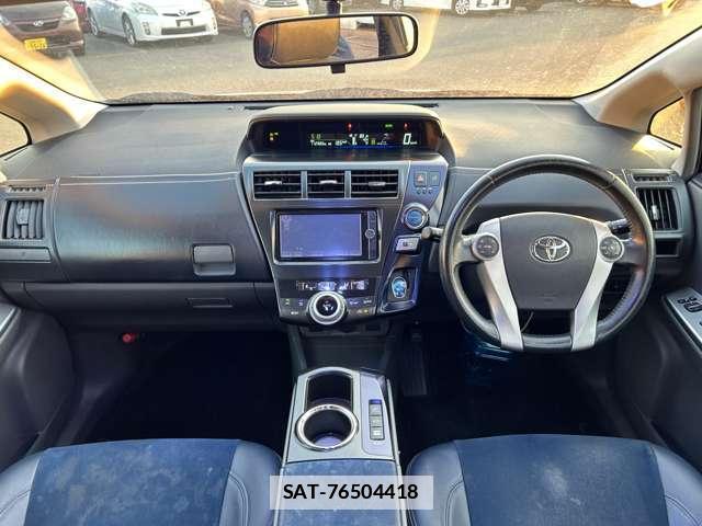 Toyota PRIUS ALPHA 2013-10 7808249-2