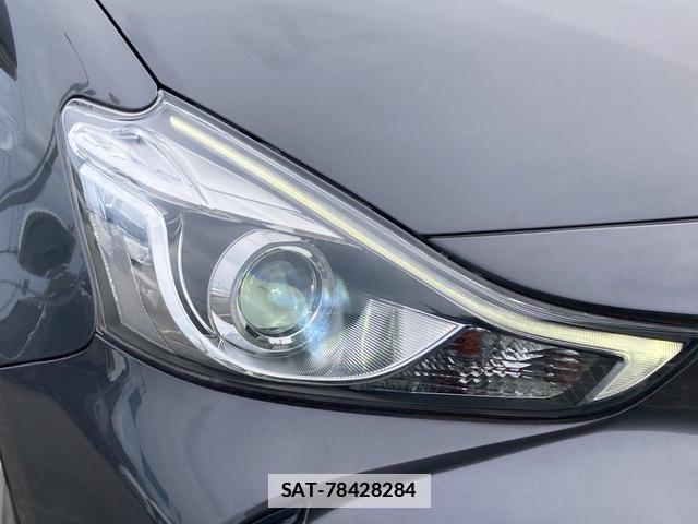 Toyota PRIUS ALPHA 2015-11 7808333-17
