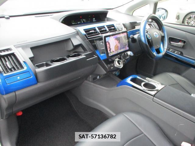 Toyota PRIUS ALPHA 2013-01 7809015-12