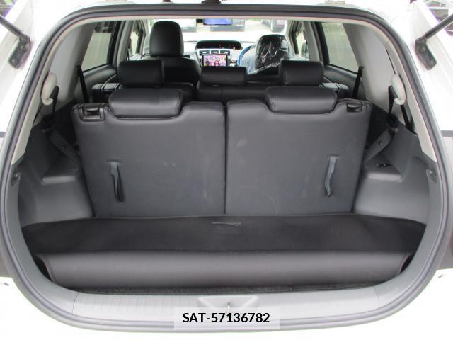 Toyota PRIUS ALPHA 2013-01 7809015-16