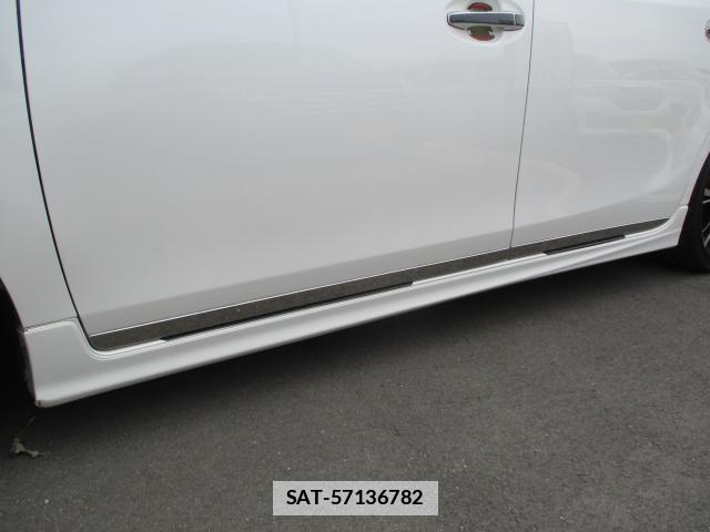 Toyota PRIUS ALPHA 2013-01 7809015-19