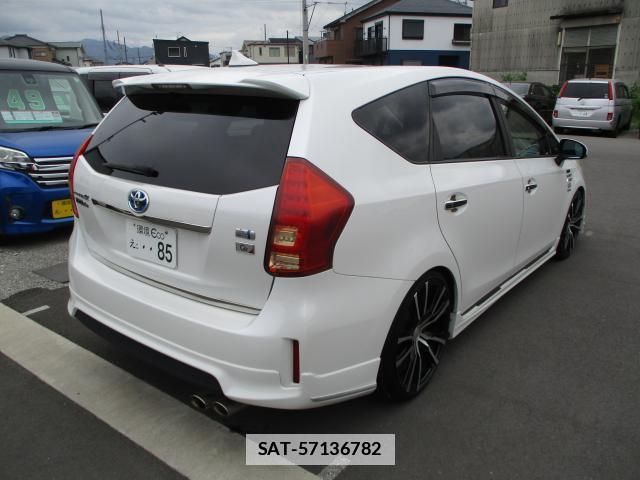 Toyota PRIUS ALPHA 2013-01 7809015-8