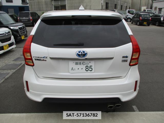 Toyota PRIUS ALPHA 2013-01 7809015-9