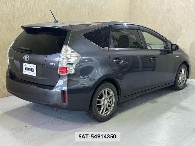 Toyota PRIUS ALPHA 2013-04 7809076-1
