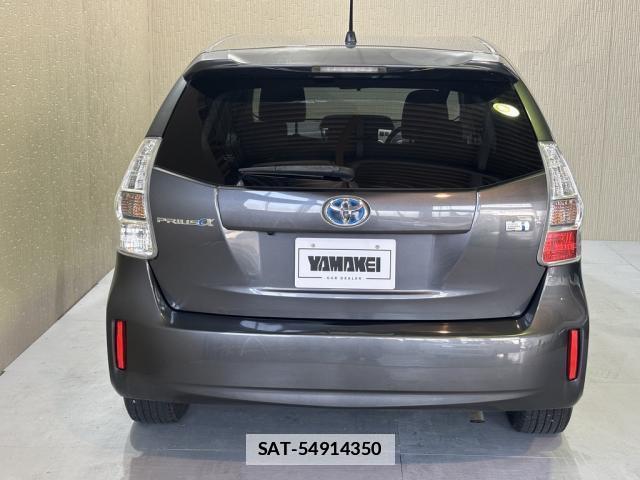 Toyota PRIUS ALPHA 2013-04 7809076-11